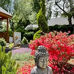 Domaine Les 2 Mondes Hotel Aydat