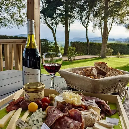 Domaine Les 2 Mondes ホテル 3*