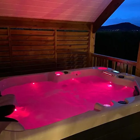 Domaine Les 2 Mondes 3*