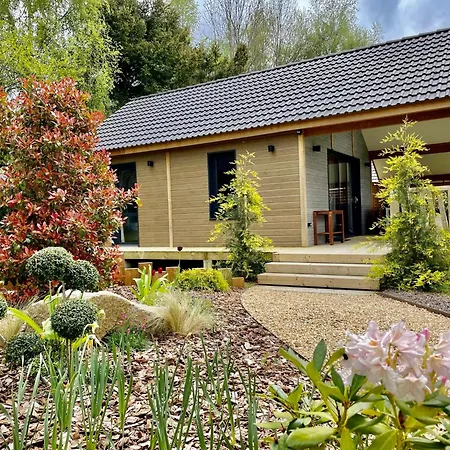 Domaine Les 2 Mondes 3* 아이다