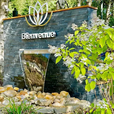 Hotel Domaine Les 2 Mondes Aydat