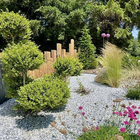 Hotel Domaine Les 2 Mondes 3*