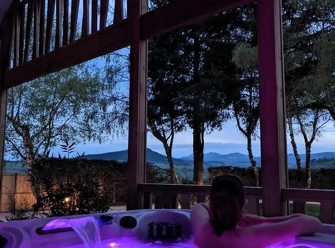 Domaine Les 2 Mondes Aydat