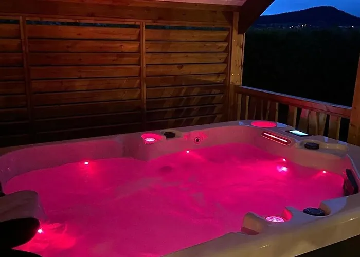 Domaine Les 2 Mondes 3*