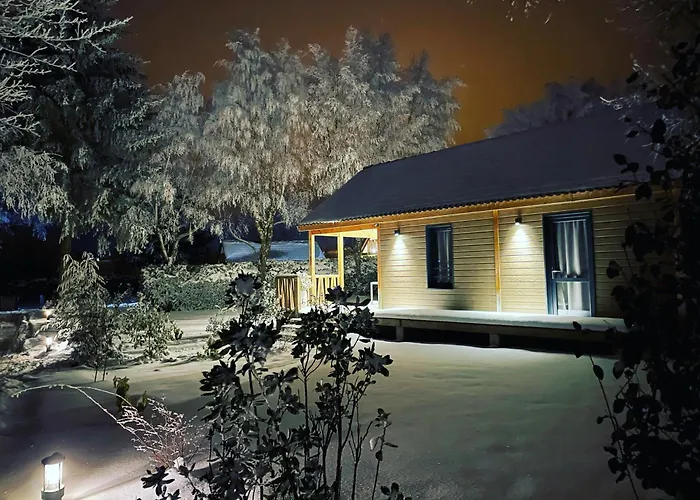 Domaine Les 2 Mondes 3* Айда