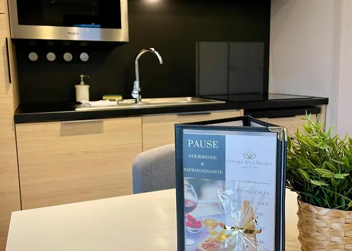 Domaine Les 2 Mondes Айда