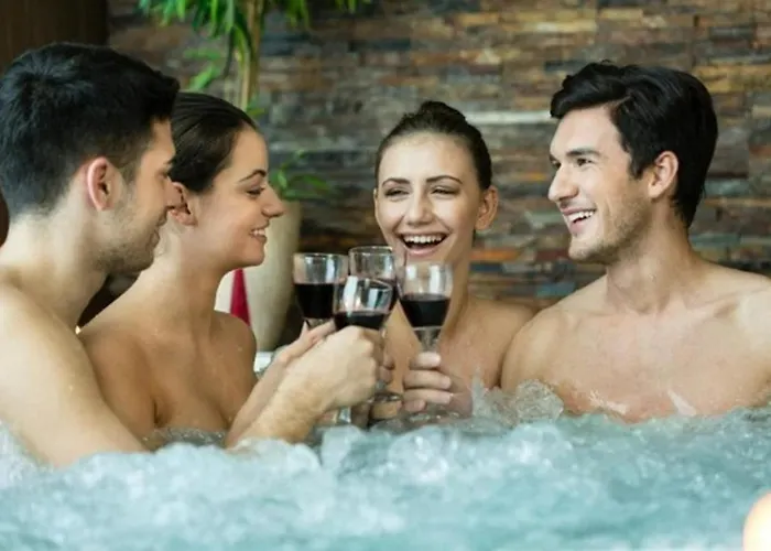 Domaine Les 2 Mondes Отель 3*