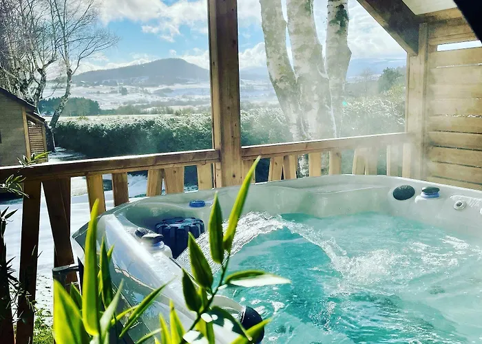 Domaine Les 2 Mondes 3* Айда