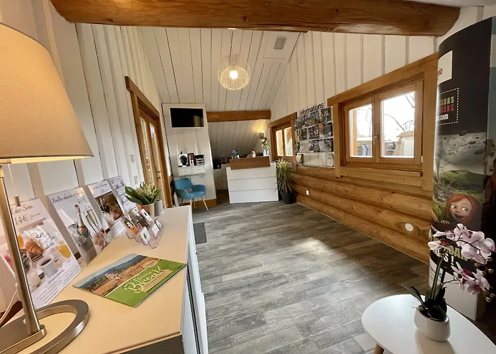 Domaine Les 2 Mondes 3* Айда