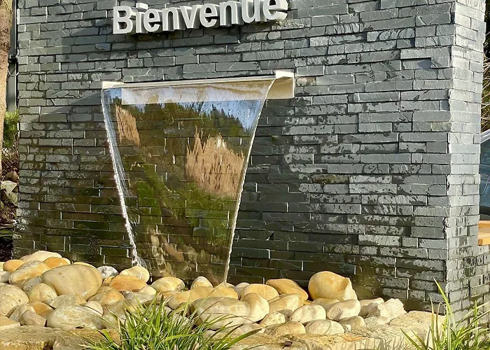 Domaine Les 2 Mondes Отель